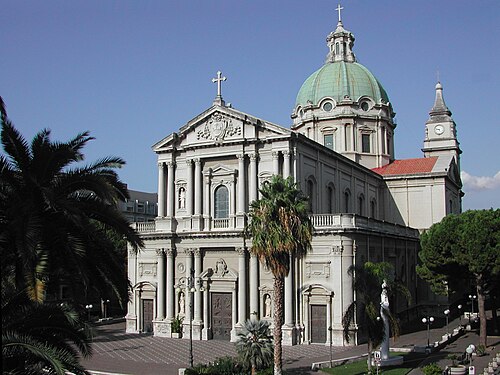 Dôme de Barcellona Pozzo di Gotto