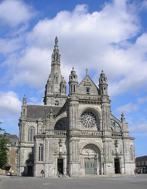 basilica of St. Ann of Auray