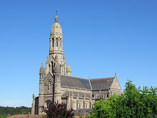 basilica of St. Louis de Montfort
